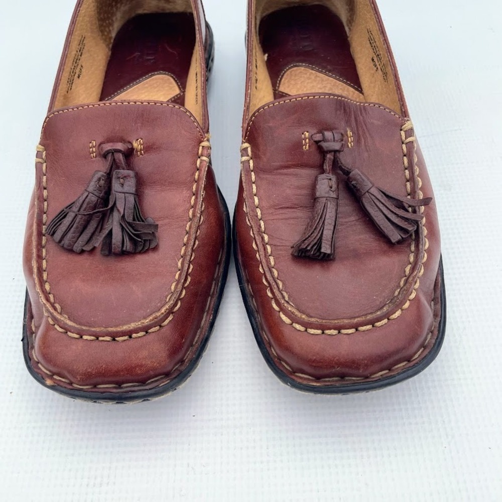 Born Brown Leather Tassel Loafers Womens 9 Moccasin Toe Handcrafted MGF5 - Picture 5 of 9